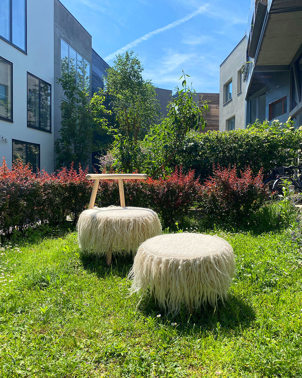 Sheep wool Armchair and pouf from the Ukraine